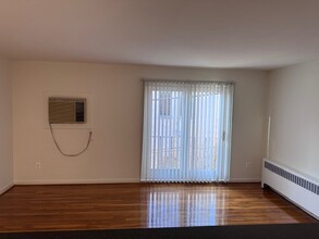 Morrisanne Apartments in Washington, DC - Building Photo - Building Photo