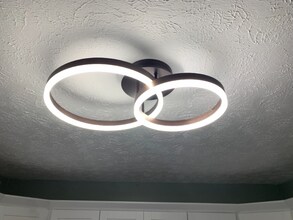 556 Wedgewood Dr in Alpharetta, GA - Foto de edificio - Building Photo