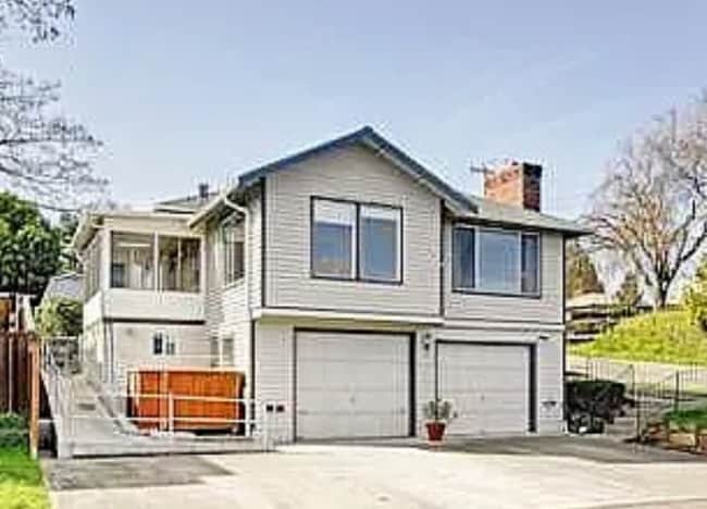 7703 27th Ave SW in Seattle, WA - Building Photo - Building Photo
