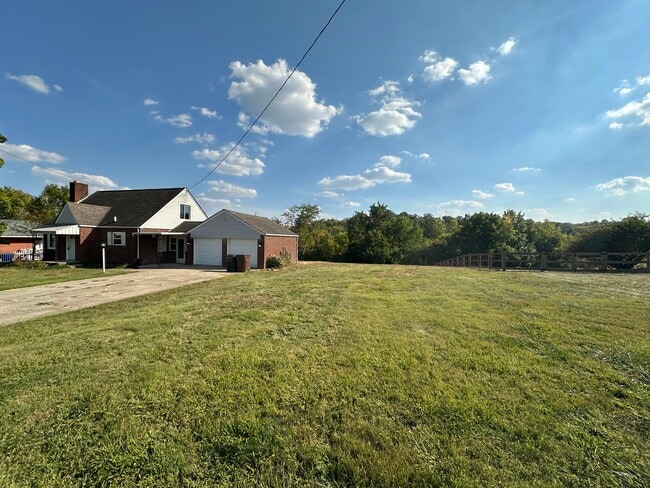 617 Westridge Dr in Hamilton, OH - Building Photo - Building Photo