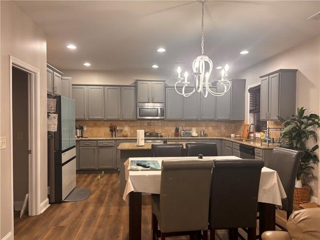 property at 1440 Waverly Glen Dr