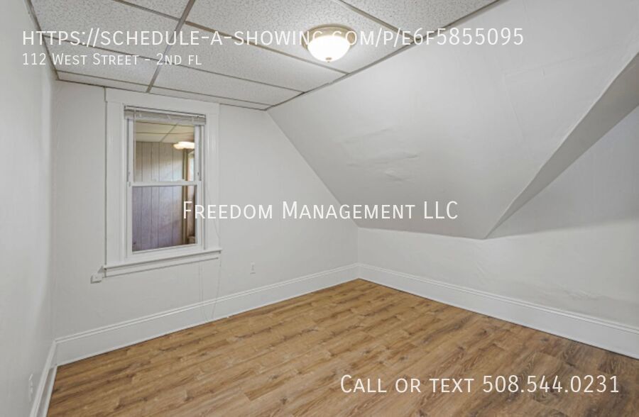 112 West St in Worcester, MA - Building Photo