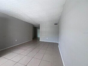 5325 Curry Ford Rd in Orlando, FL - Building Photo - Building Photo
