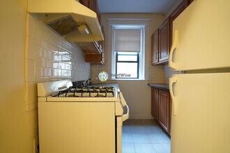 1152 Commonwealth Ave in Boston, MA - Building Photo - Building Photo