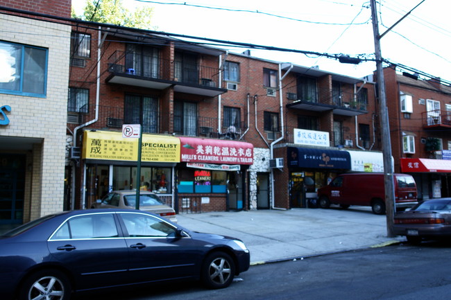 13331-13337 41st Rd in Flushing, NY - Building Photo - Building Photo