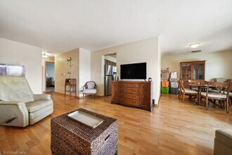 1601 N 76th Ct in Elmwood Park, IL - Building Photo - Building Photo