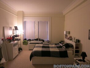 62 Boylston St, Unit 203 in Boston, MA - Building Photo - Building Photo