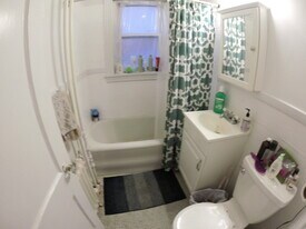 1615 Commonwealth Ave in Boston, MA - Building Photo