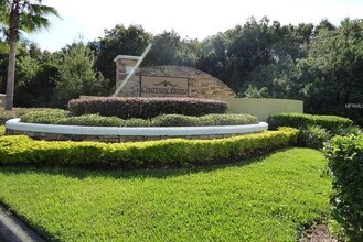 10023 Courtney Palms Blvd in Tampa, FL - Building Photo - Building Photo