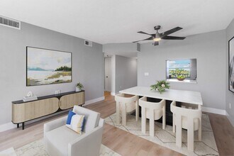 896 N Federal Hwy in Lantana, FL - Building Photo - Building Photo