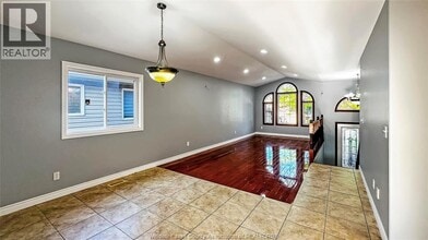 4663 Helsinki Crescent in Windsor, ON - Building Photo - Building Photo