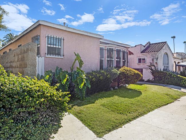 La Brea in Los Angeles, CA - Building Photo - Building Photo