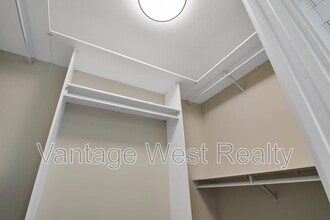 793 Wilson Ave in Kelowna, BC - Building Photo - Building Photo