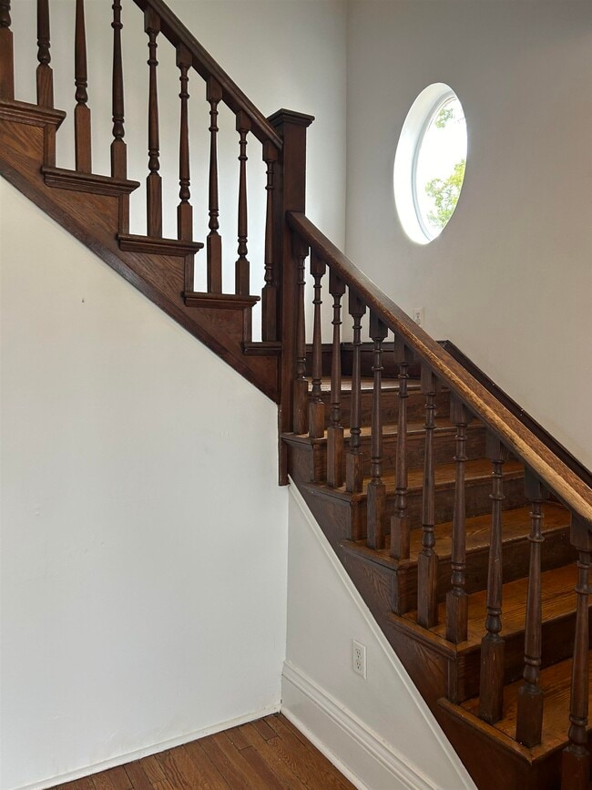 527 Virginia Ave in Harrisonburg, VA - Building Photo - Building Photo