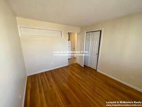 81 Litchfield St in Boston, MA - Foto de edificio - Building Photo