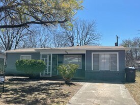 206 Marmok Ave in San Antonio, TX - Building Photo