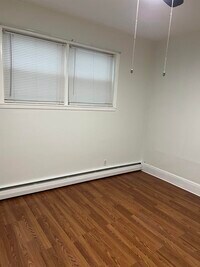 121 W 14th St photo'