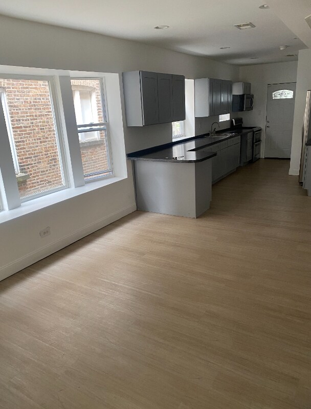 7709 S Eggleston Ave-Unit -1 in Chicago, IL - Building Photo - Building Photo