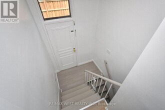 124 Allanhurst Dr in Toronto, ON - Building Photo - Building Photo