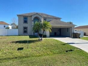 217 Chadworth Dr in Kissimmee, FL - Foto de edificio - Building Photo
