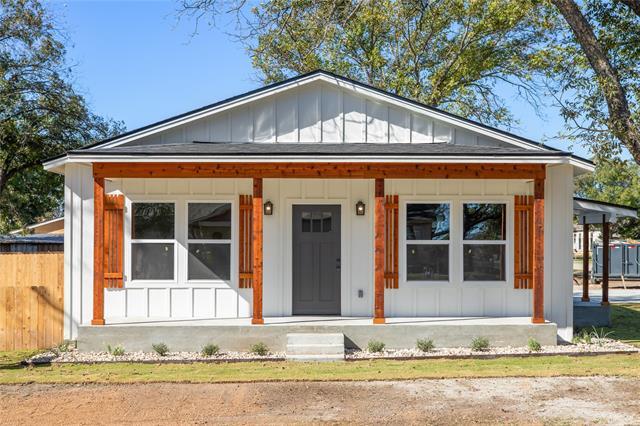 200 Main St in Blanket, TX - Building Photo