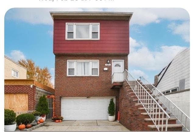 property at 4608 Grand Ave