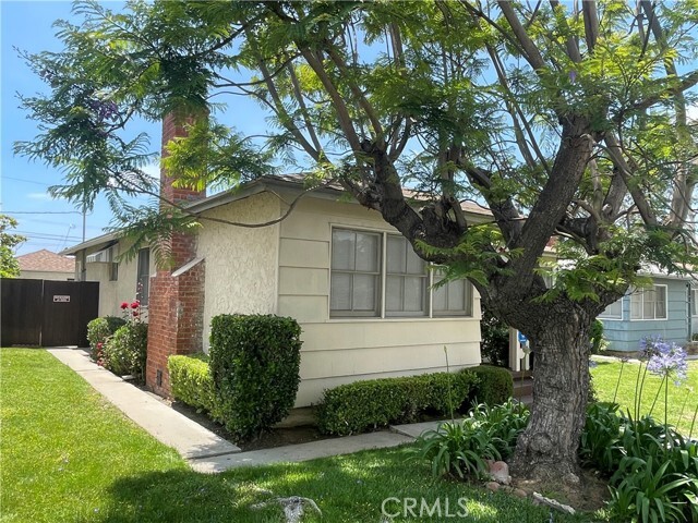 2935 Westwood Blvd in Los Angeles, CA - Foto de edificio - Building Photo