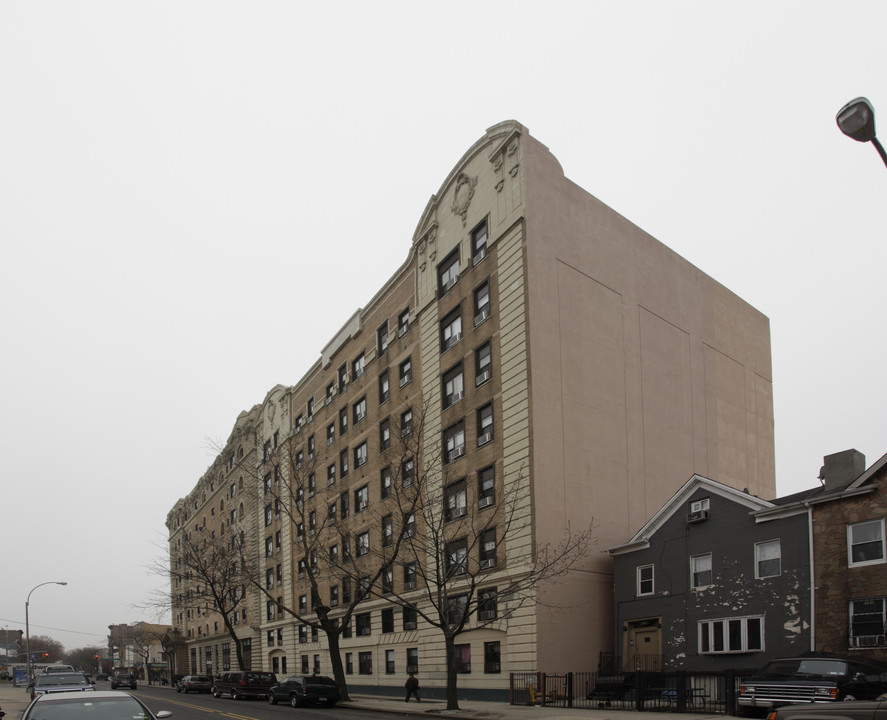 Norgate Plaza in Brooklyn, NY - Foto de edificio