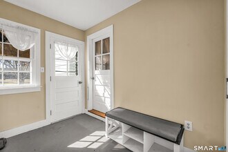 466 High Hill Rd in Meriden, CT - Building Photo - Building Photo