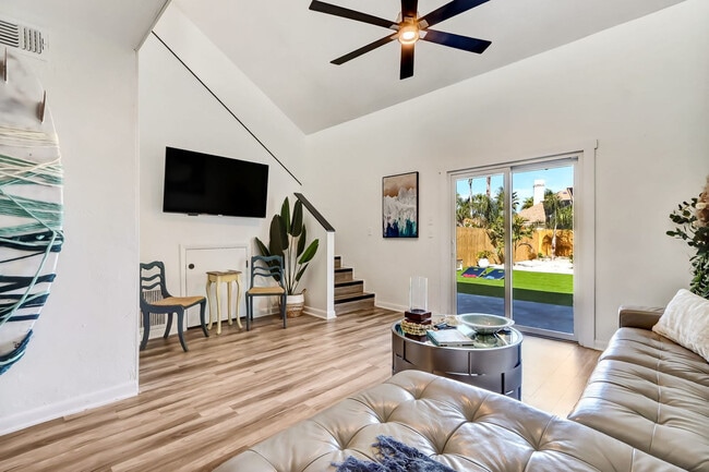 2702 Seagate Ln N in St. Augustine, FL - Foto de edificio - Building Photo