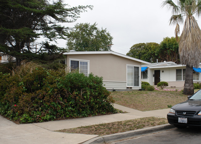 728-734 Agate St in San Diego, CA - Building Photo - Building Photo