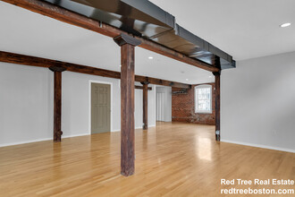 14 Meehan St, Unit 2 in Boston, MA - Building Photo - Building Photo