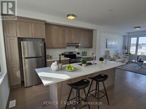 385 Stony Hill Blvd in Markham, ON - Building Photo - Building Photo