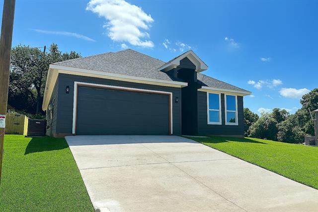 1025 Mustang Trail in Granbury, TX - Building Photo - Building Photo