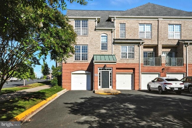 property at 12180 Abington Hall Pl