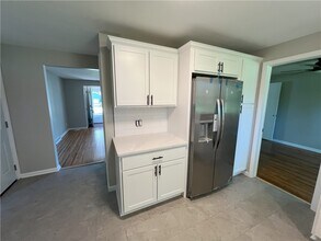 120 Sunnyside Dr in Rochester, NY - Building Photo - Building Photo
