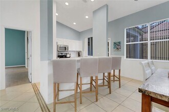 9521 Mariners Cove Ln in Ft. Myers, FL - Building Photo - Building Photo