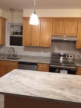 80 Algonquin Rd in Newton, MA - Building Photo - Building Photo
