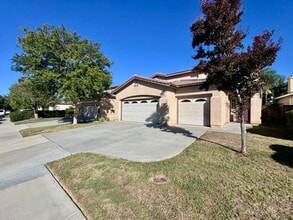 30906 Crystalaire Dr in Temecula, CA - Building Photo - Building Photo