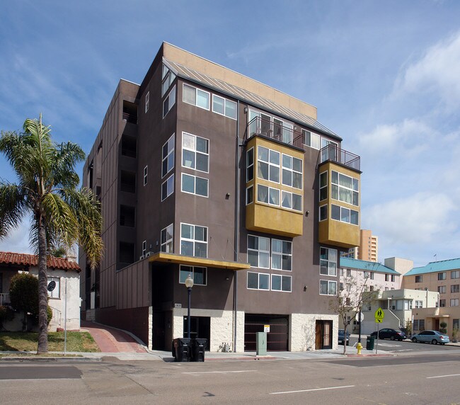 Columbia Lofts in San Diego, CA - Building Photo - Building Photo