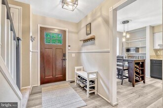 10431 Todman Landing Ct in Burke, VA - Building Photo - Building Photo