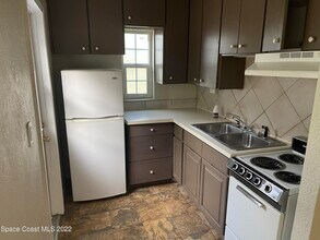 1044 S Wickham Rd in Melbourne, FL - Building Photo - Building Photo