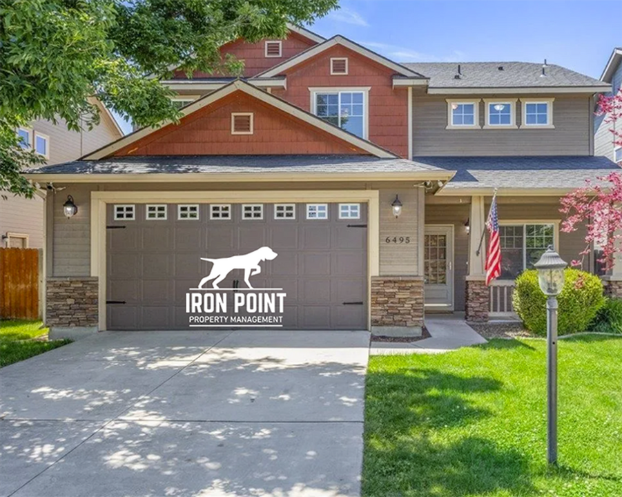 6495 S Mistyglen Ave in Boise, ID - Building Photo