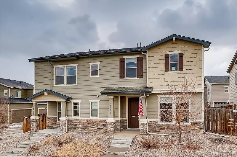 14813 W 70th Dr in Arvada, CO - Foto de edificio