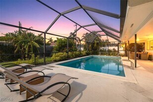 3906 SE 20th Pl in Cape Coral, FL - Building Photo