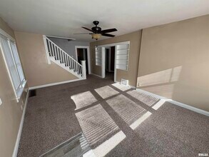 705 E Marietta Ave in Peoria Heights, IL - Building Photo - Building Photo