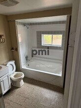 1704 N Gulick Ave in Decatur, IL - Building Photo - Building Photo