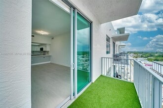 140 S Dixie Hwy in Hollywood, FL - Building Photo - Building Photo