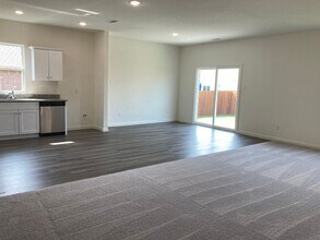 2617 Salado Creek Ln in Glenn Heights, TX - Building Photo - Building Photo