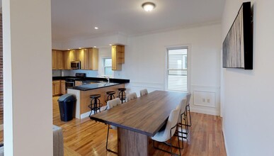 13 Tuckerman St in Boston, MA - Building Photo - Building Photo